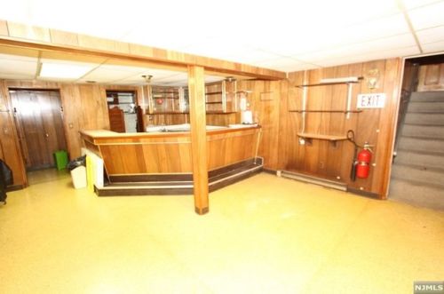 434 Harristown Rd, Ridgewood NJ  07452-2836 exterior