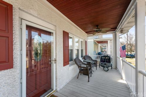 554 Myrtle Ave, Woodbridge, NJ 07095-3009