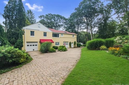 7 Pellegrino Rd, Stonington, CT 06378-2130