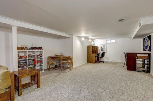 523 112, Milwaukee WI 53226-4132 exterior