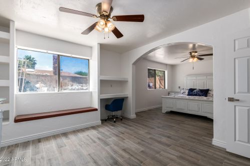 4913 Acoma Dr, Glendale AZ  85306-3828 exterior