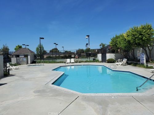 20077 Summit View Ct, Santa Clarita CA  91351-5709 exterior