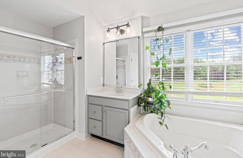 15063 Gaines Mill Cir, Haymarket VA  20169-4500 exterior