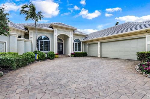 22270 Banyan Hideaway Dr, Bonita Springs, FL 34135-8484