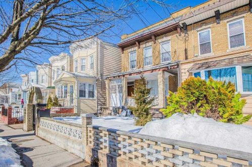 89-11 91st Ave, Jamaica, NY 11421-2823