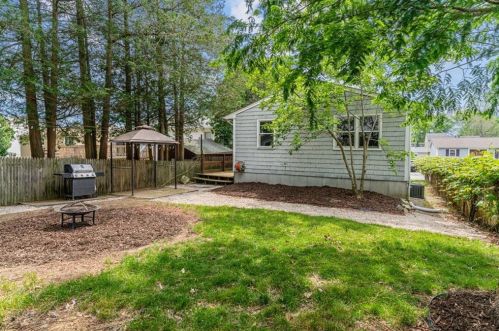 74 Thelma St, Providence RI  02904-4561 exterior