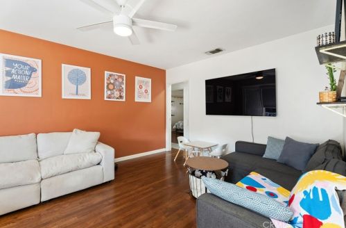 5022 Verdura Ave, Lakewood CA  90712-3020 exterior