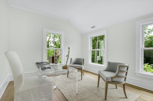 289 Wahackme Rd, New Canaan CT  06840-3935 exterior