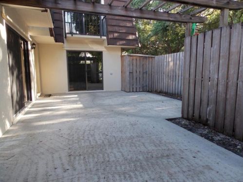 406 4th Ln, West Palm Beach, FL 33418-3548