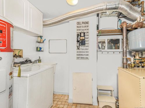 2687 Old Yorktown Rd, Yorktown Hgts NY  10598-3136 exterior