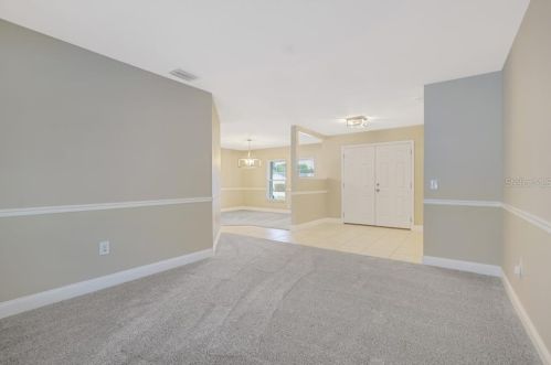 332 Vail Dr, Winter Haven, FL 33884-2832
