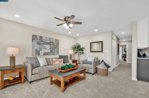 3043 Fostoria Cir, Danville, CA 94526-5562