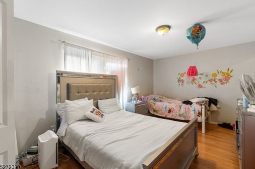 22 Godwin Ave, Paterson NJ  07501-1601 exterior