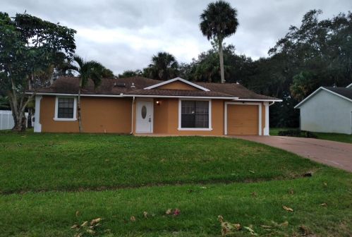 1164 Ackard Ave, Fort Pierce, FL 34953-2859