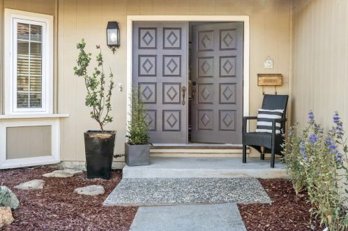 1640 Finch Way, Sunnyvale, CA 94087-4723