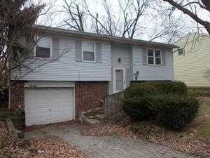 6095 Dakar Rd, Westerville, OH 43081-4019