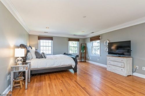 4 Alder Creek Dr, Califon NJ  07830-3001 exterior