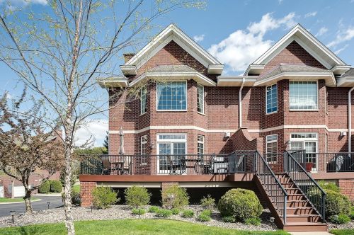 10793 Falling Water Ln, Saint Paul, MN 55129-5256