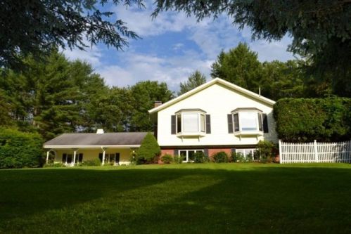 28 Spring Hollow Ln, Montpelier, VT 05602-8123
