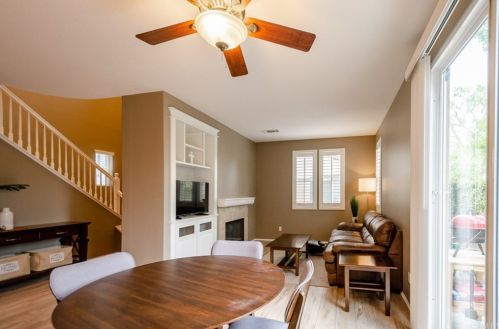 7040 Piedmont St, Chino CA  91710-6962 exterior