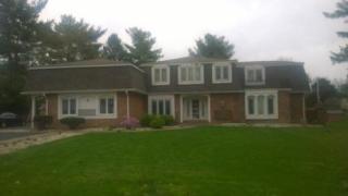 8 Woodland Dr, Carmel, IN 46032-3574
