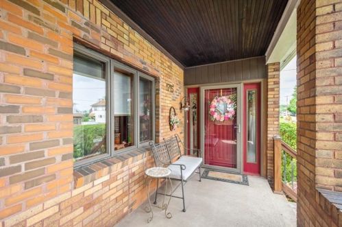 1715 Texas Ave, Pittsburgh, PA 15122-3918