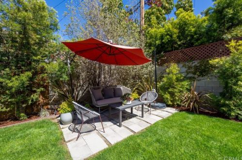 324 Grand Ave, Long Beach CA  90814-2738 exterior