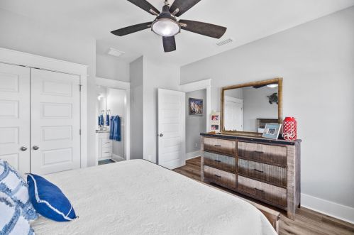 765 Gorrie Dr, Saint George Island FL  32328-2912 exterior