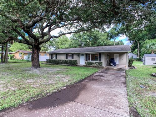 704 Montgomery Ave, Deland, FL 32720-6634