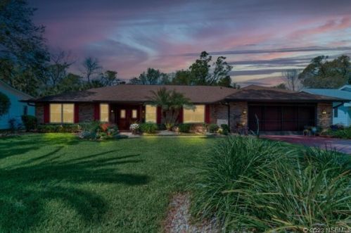 1879 Spruce Creek Blvd, Daytona Beach FL  32128-6742 exterior