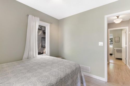 4030 7th St, Minneapolis MN  55421-2801 exterior