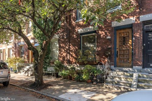 826 21st St, Philadelphia, PA 19130-1402