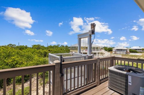 765 Gorrie Dr, Saint George Island FL  32328-2912 exterior