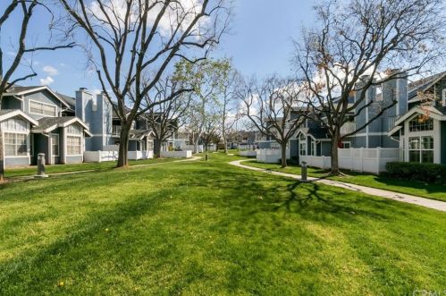 218 Glendora Ave, Covina CA 91724-2968 exterior