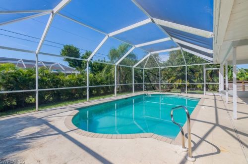 204 18th St, Cape Coral, FL 33909-9224