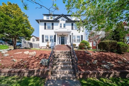 151 Sampson St, Outwater, NJ 07026-2315