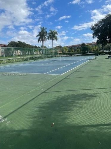 1300 130th Ave, Hollywood FL  33027-2133 exterior