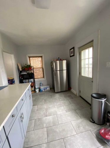 110-25 160th St, Jamaica, NY 11433-1108