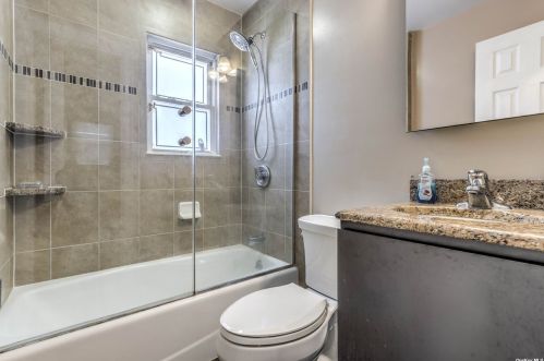 22 North Blvd, East Rockaway NY  11518-1830 exterior