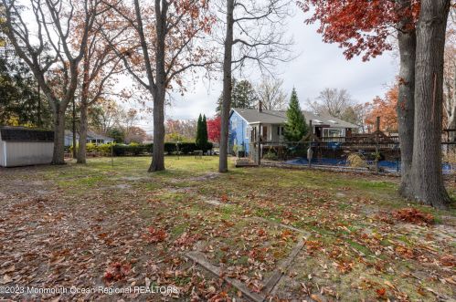 1 Brunswick Dr, Wall Township NJ  07731-1722 exterior