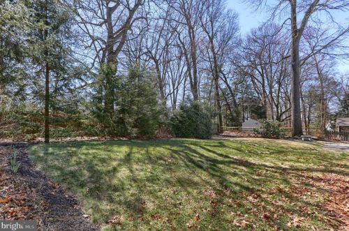 850 Zermatt Dr, Hummelstown PA  17036-9706 exterior