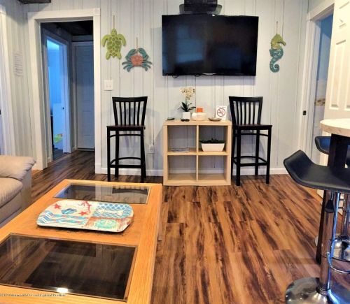 51 Blaine Ave, Pelican Island, NJ 08751-2101