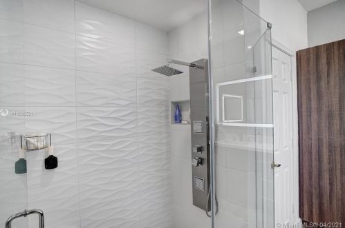 1885 139 Ter, Hollywood FL  33028-2837 exterior