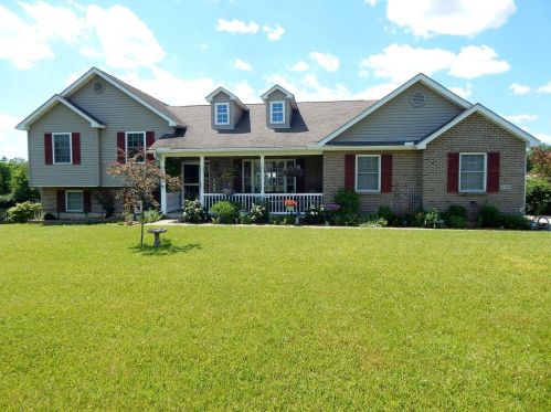 496 Hannah Ct, Wilmington, OH 45177-7321