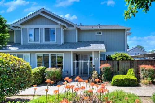 315 Cottonwood St, Woodland, CA 95695-5861