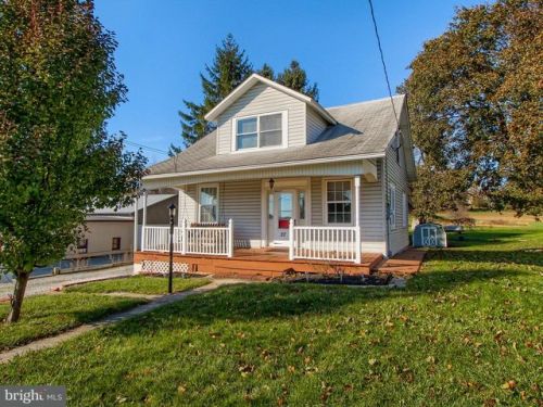 37 Maple St, Longlevel, PA 17368-9100
