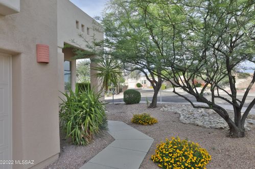 6305 Camino De Cabaluna, Tucson, AZ 85704-6968