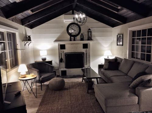 25 Losee Dr, Litchfield CT  06778-2507 exterior