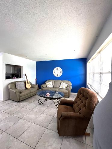 233 Andover I, West Palm Beach, FL 33417-2621