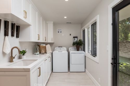 19222 Parker Cir, Orange CA  92861-1302 exterior